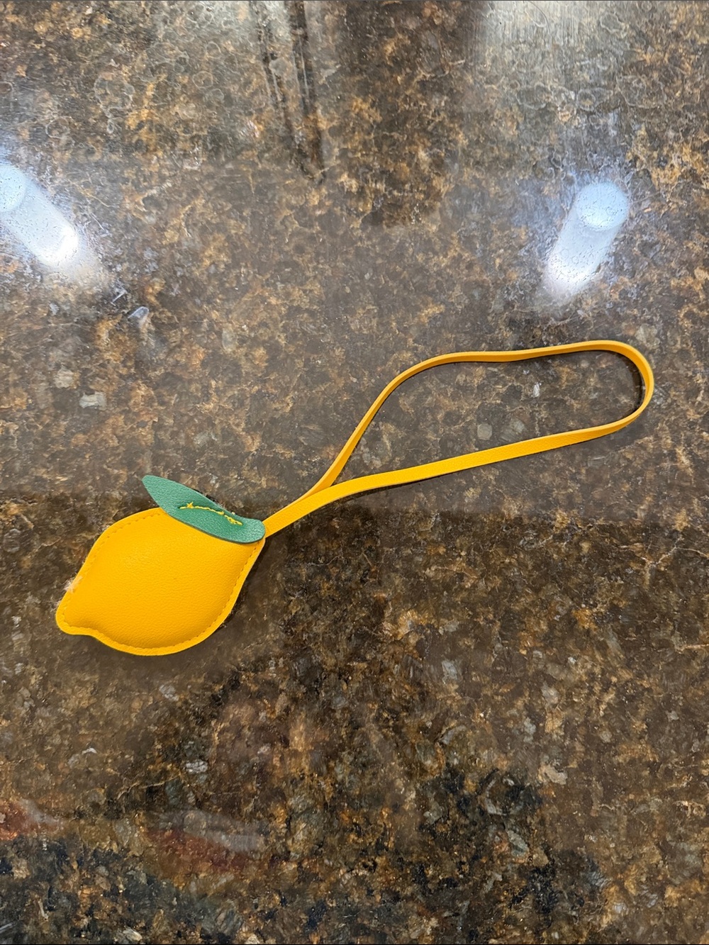 Lemon-Shaped Strap Accessory